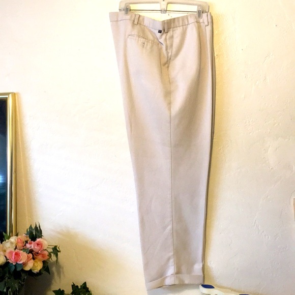 Dockers Golf Other - Dockers Golf Tan Slacks